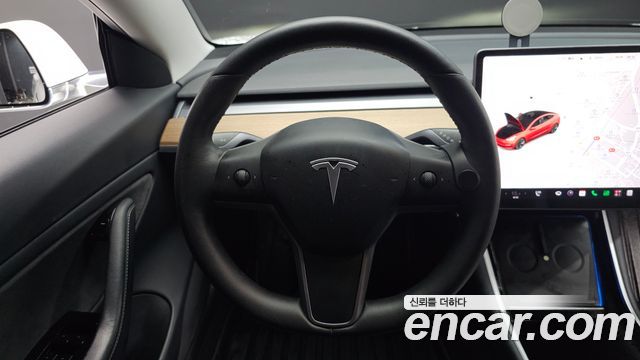 Tesla Model 3 2020 — photo 18
