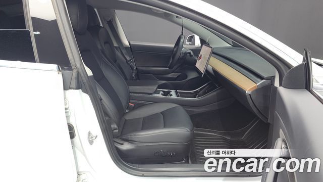 Tesla Model 3 2020 — photo 16