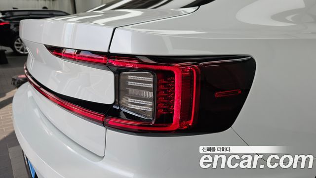 Polestar Polestar 2 2022 — photo 9