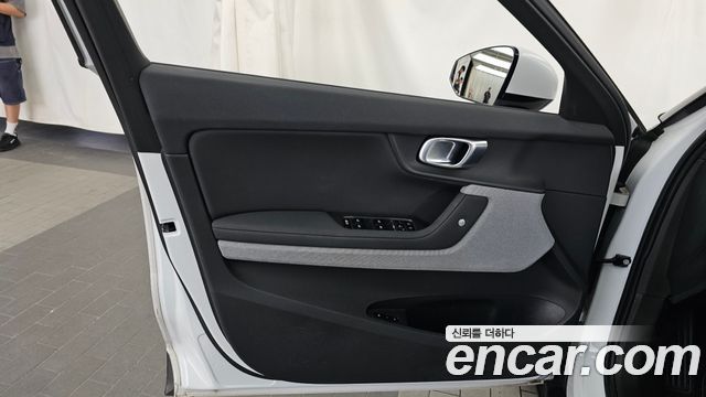 Polestar Polestar 2 2022 — photo 14