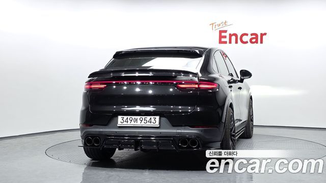Porsche Cayenne 2020 — photo 4