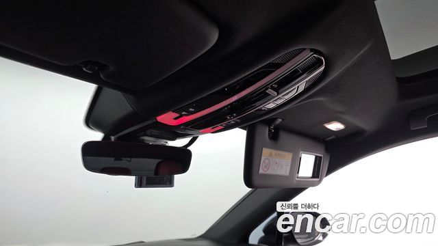 Porsche Cayenne 2020 — photo 15