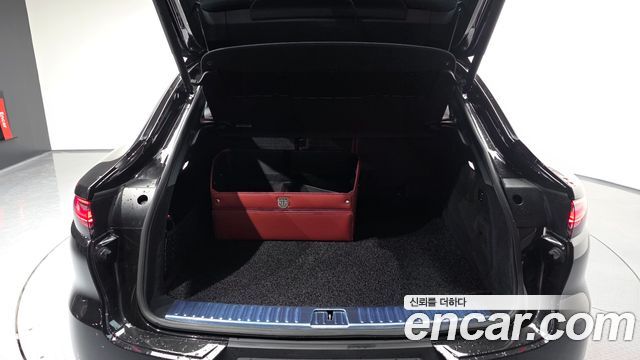 Porsche Cayenne 2020 — photo 20