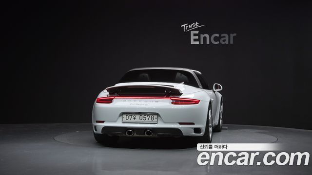 Porsche 911 2017 — photo 4