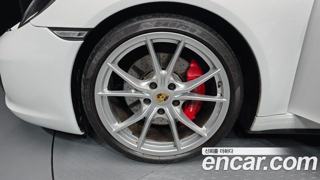 Porsche 911 2017 — photo 5