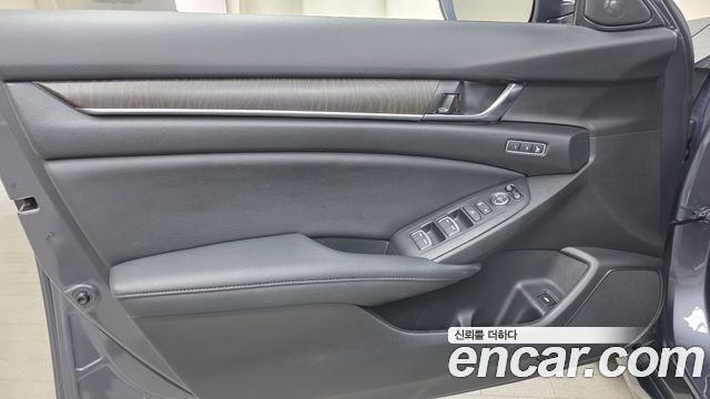 Honda Accord 2021 — photo 14