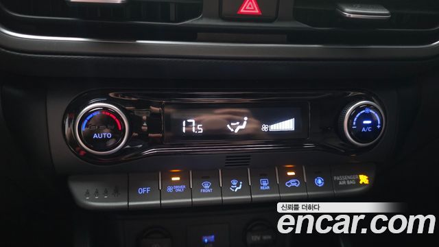 Hyundai Kona 2022 — photo 31