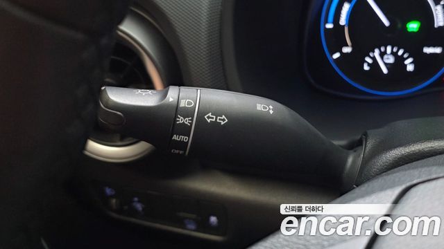 Hyundai Kona 2022 — photo 32