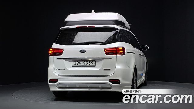 Kia Canival 2019 — photo 4
