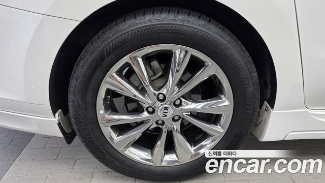 Kia Canival 2019 — photo 5