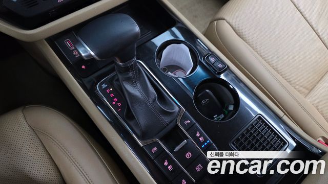 Kia Canival 2019 — photo 12