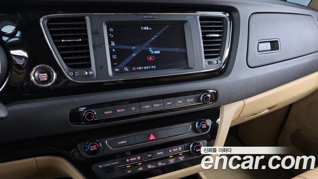 Kia Canival 2019 — photo 19