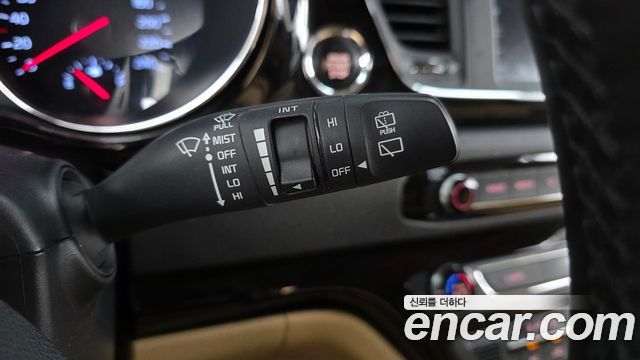 Kia Canival 2019 — photo 24