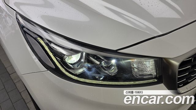 Kia Canival 2019 — photo 8