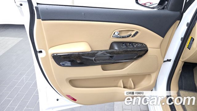 Kia Canival 2019 — photo 14