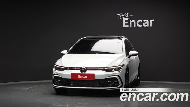Volkswagen Golf 2024 — photo 3