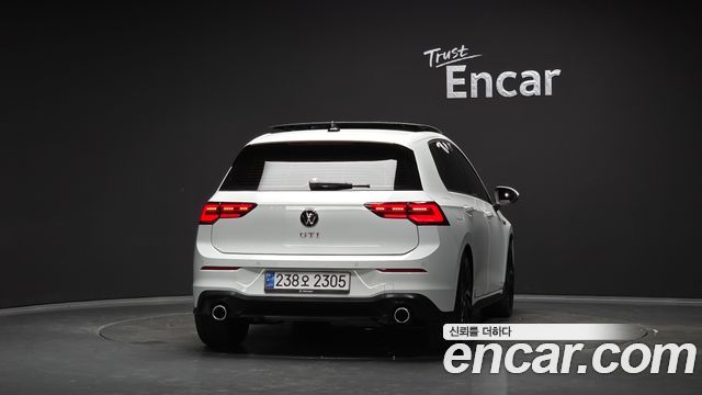 Volkswagen Golf 2024 — photo 4