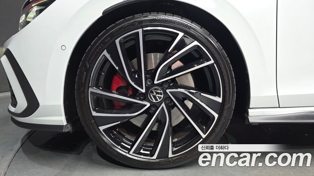 Volkswagen Golf 2024 — photo 5