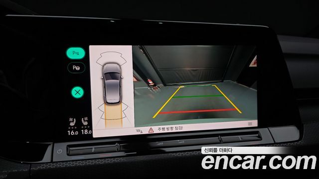 Volkswagen Golf 2024 — photo 16