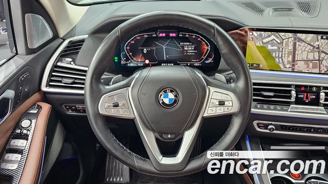BMW X7 2021 — photo 19