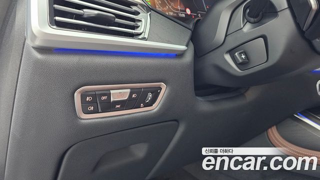 BMW X7 2021 — photo 26