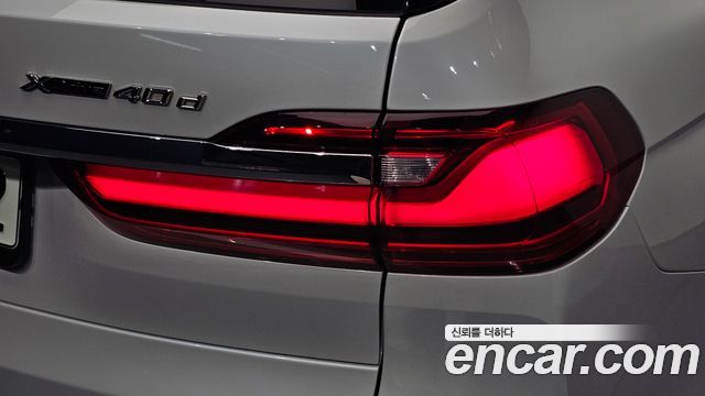 BMW X7 2021 — photo 9