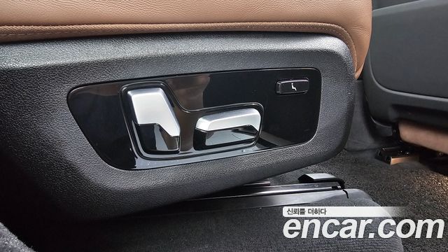 BMW X7 2021 — photo 33