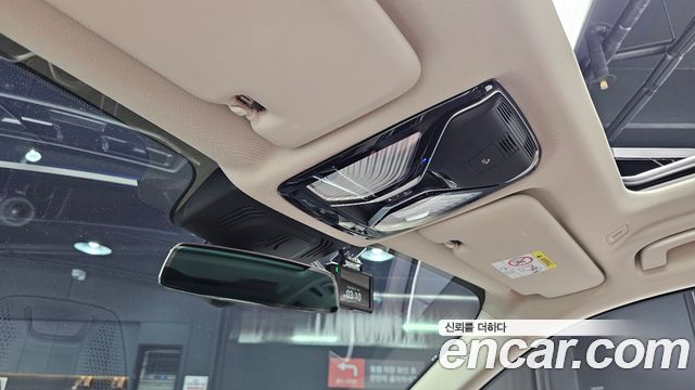 BMW X7 2021 — photo 35