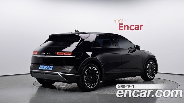Hyundai Ioniq5 2023 — photo 2