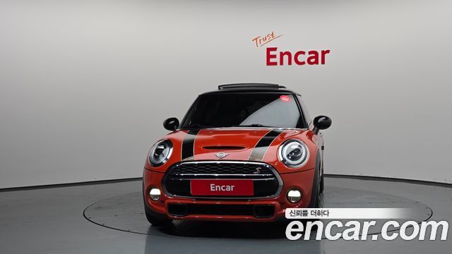 Mini Cooper 2019 — photo 3