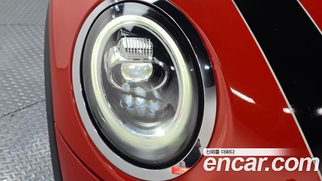 Mini Cooper 2019 — photo 8