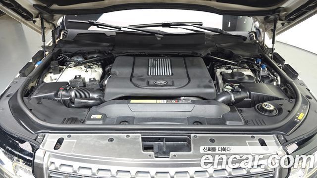 Land Rover Range Rover 2017 — photo 6