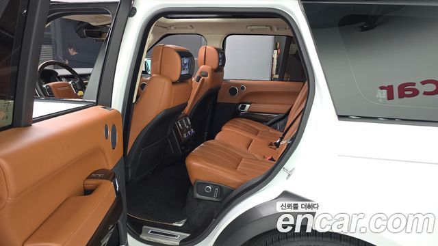 Land Rover Range Rover 2017 — photo 11