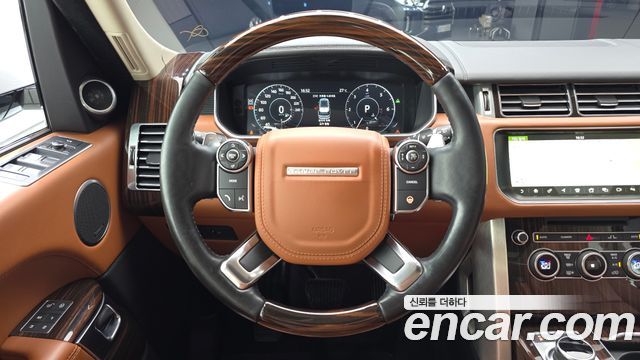 Land Rover Range Rover 2017 — photo 13