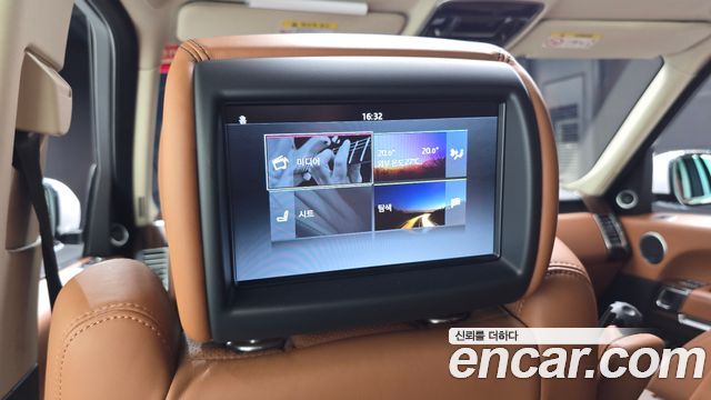 Land Rover Range Rover 2017 — photo 17