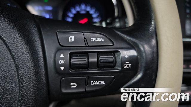 Kia Canival 2019 — photo 18