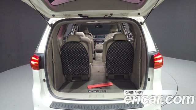Kia Canival 2019 — photo 20