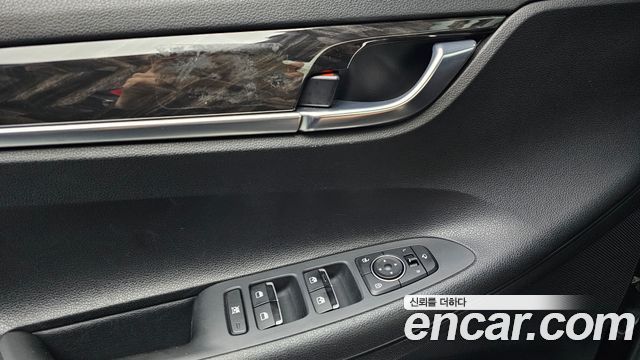 Hyundai Grandeur 2018 — photo 16