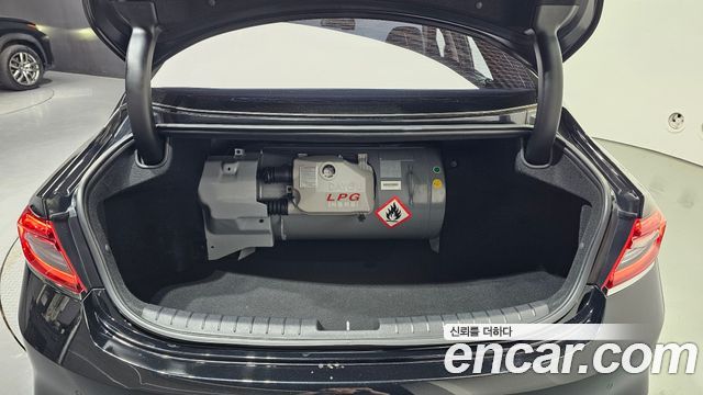 Hyundai Grandeur 2018 — photo 20