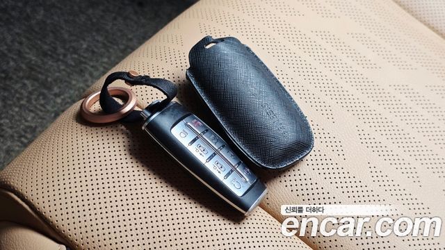 Genesis GV80 2022 — photo 21