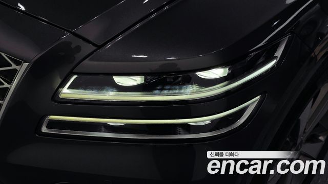 Genesis GV80 2022 — photo 8