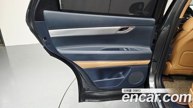 Genesis GV80 2022 — photo 15
