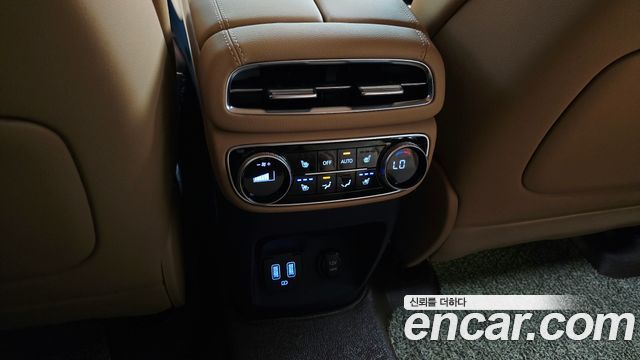 Genesis GV80 2022 — photo 33