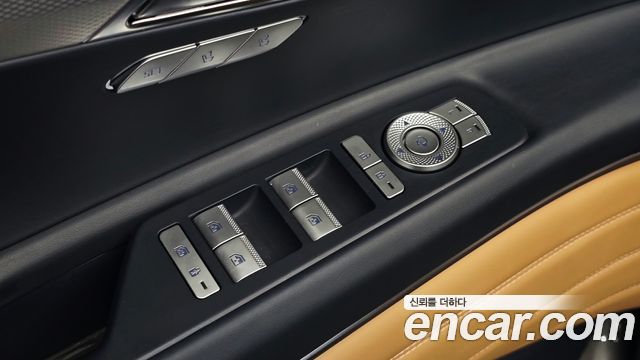 Genesis GV80 2022 — photo 35