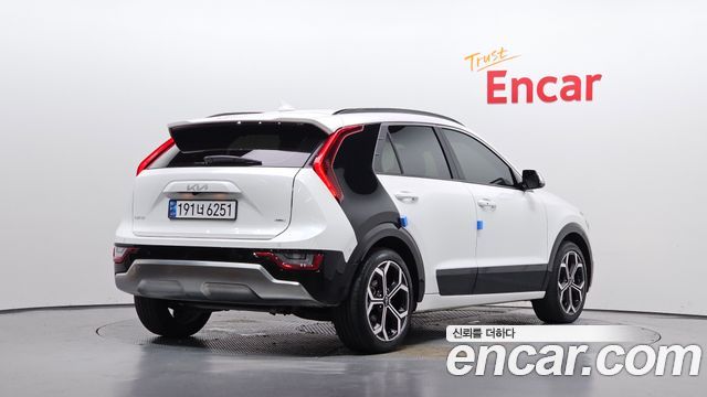 Kia Niro 2024 — photo 2