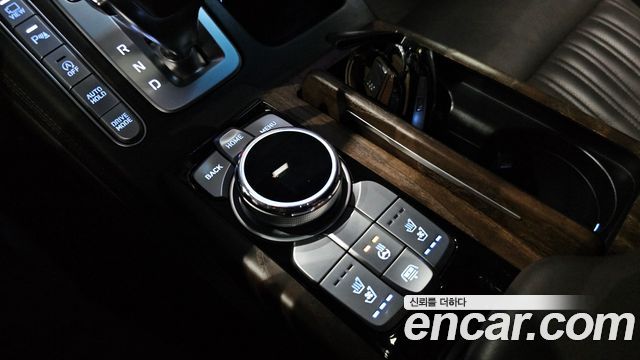 Genesis G90 2020 — photo 23
