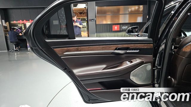 Genesis G90 2020 — photo 15