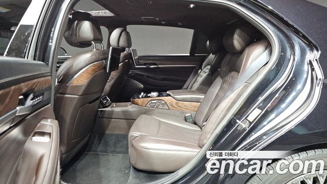 Genesis G90 2020 — photo 16
