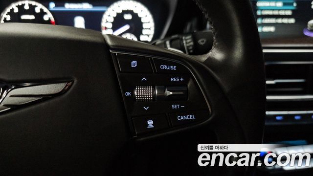 Genesis G90 2020 — photo 30