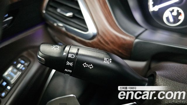 Genesis G90 2020 — photo 31